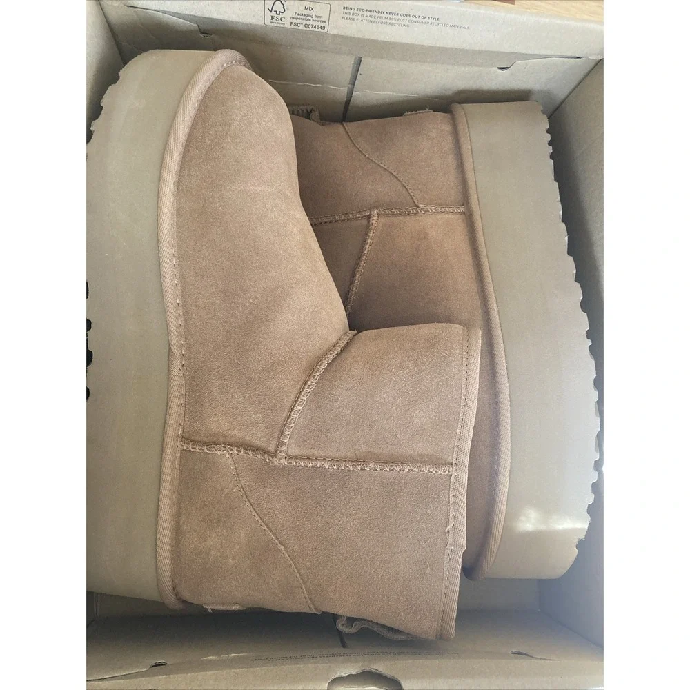 UGG Classic Ultra Mini Platform Womens‎ Size 12 Chestnut Boot 1135092 WORN ONCE - Picture 6 of 7